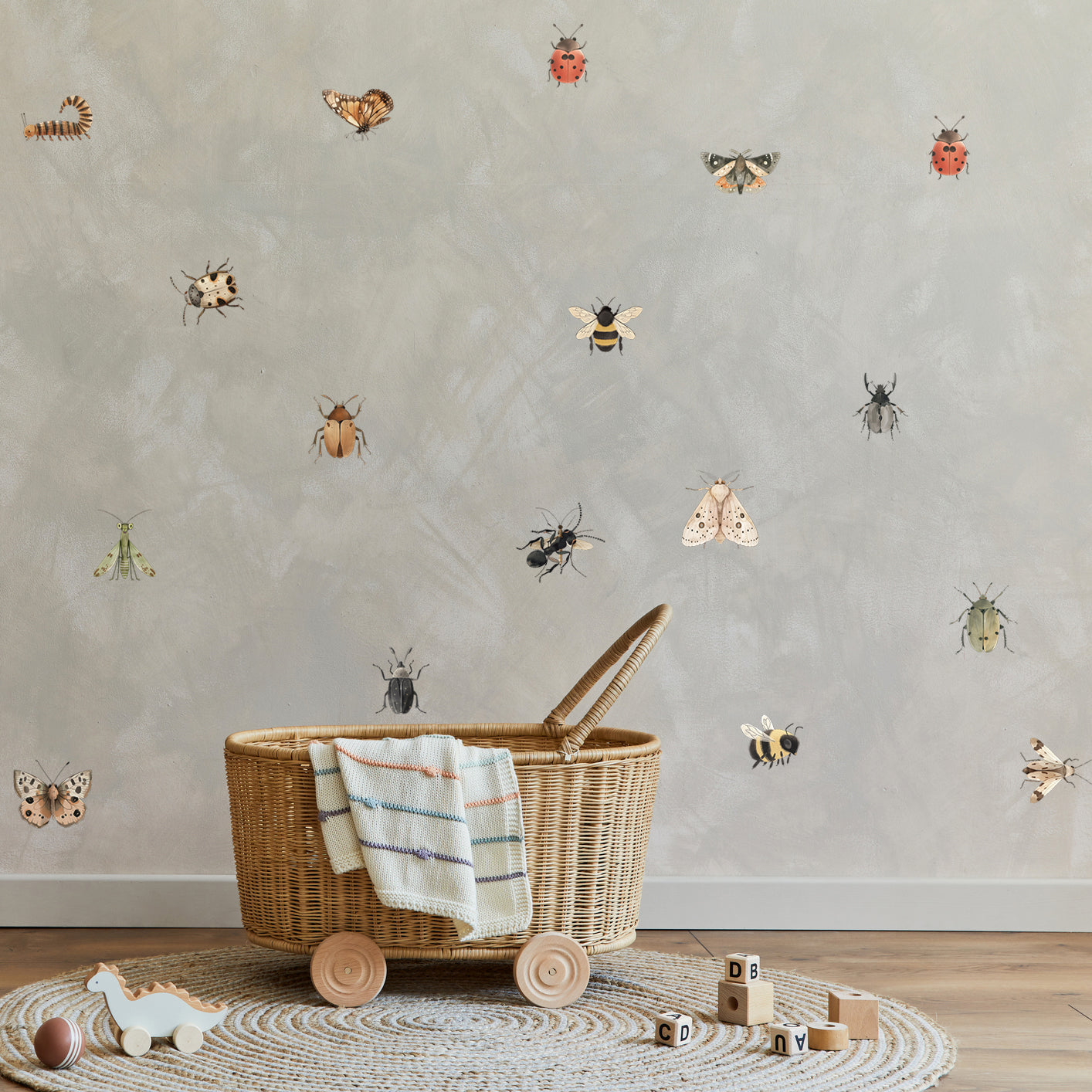 18x Creepy Crawly Bugs Wall Decals