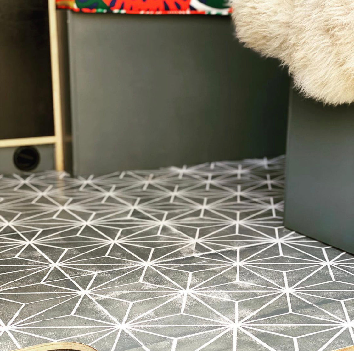 Kasai Faux-Tile Stencil