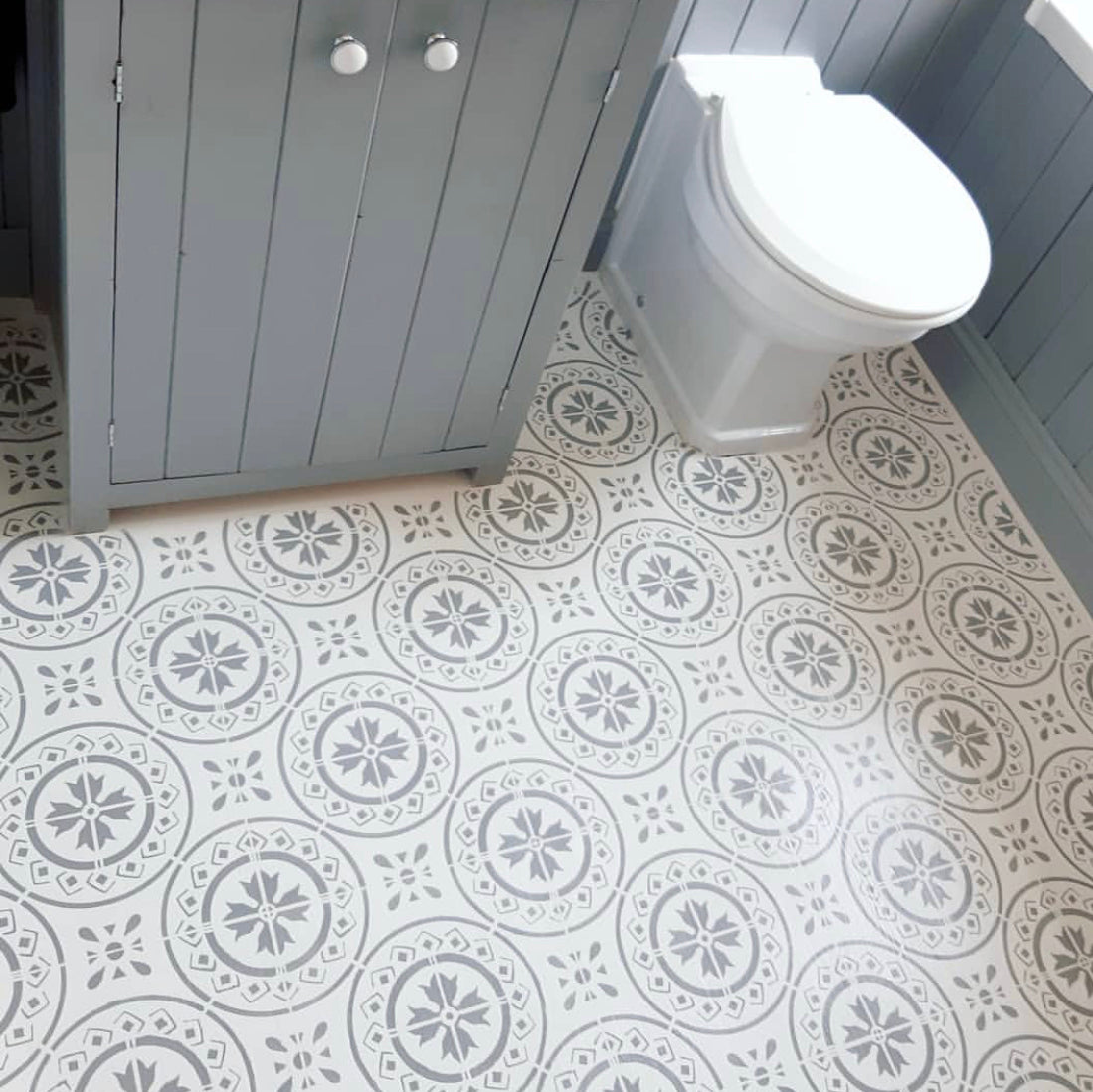 Morello Faux-Tile Stencil