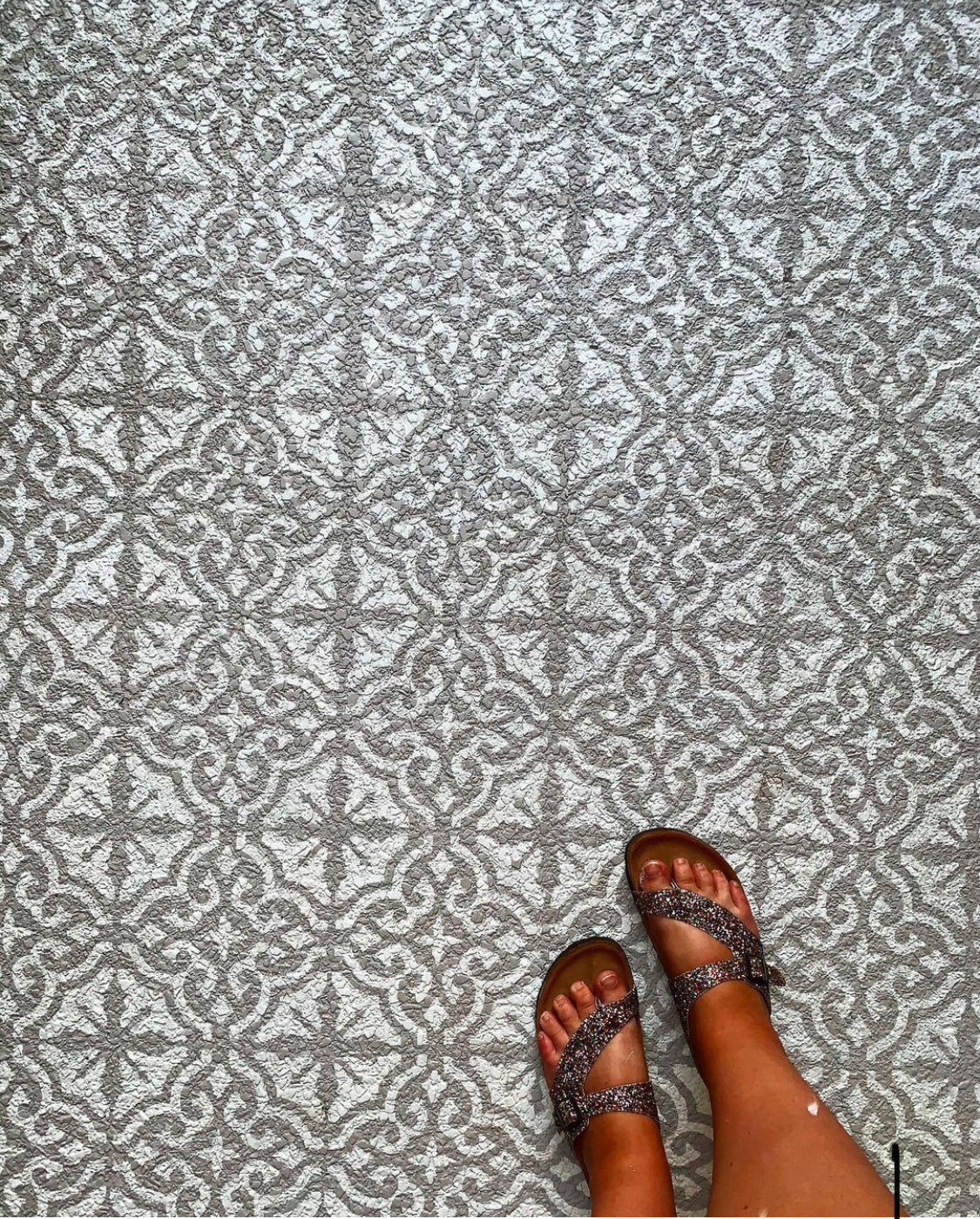 Patio Stencil for Moroccan-Style Concrete Floors 'Seville'