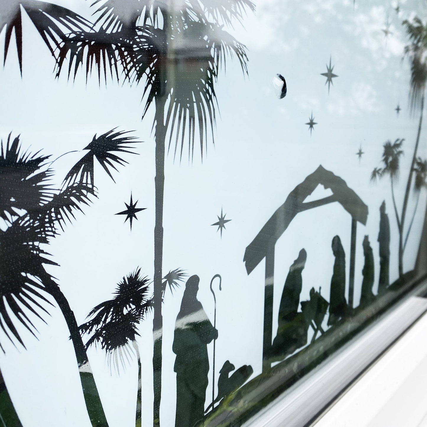 Christmas Nativity Circle Window Decal - White - Dizzy Duck Designs