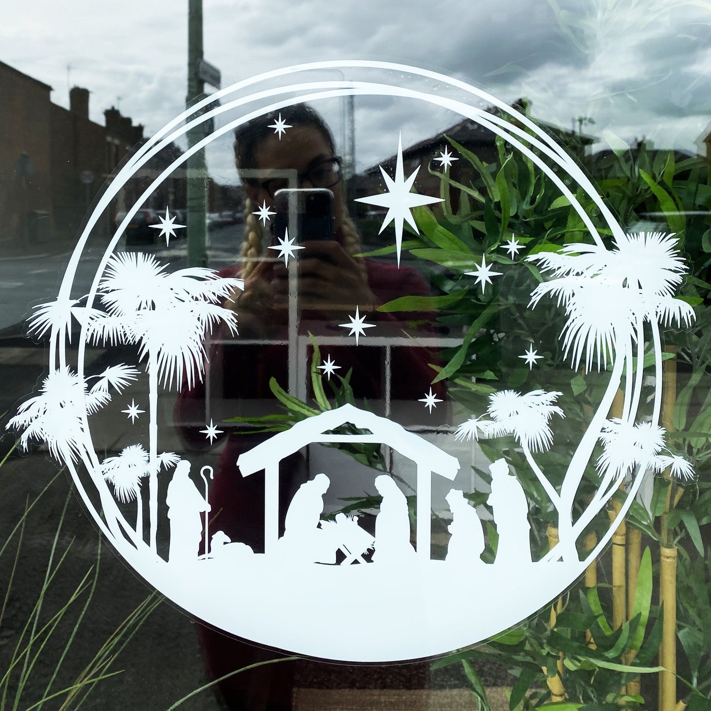 Christmas Nativity Ring Window Decal - Dizzy Duck Designs