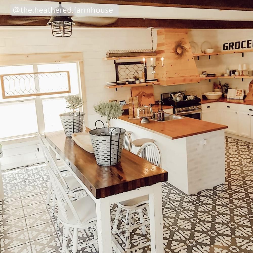 Florence Tile Stencil - Dizzy Duck Designs