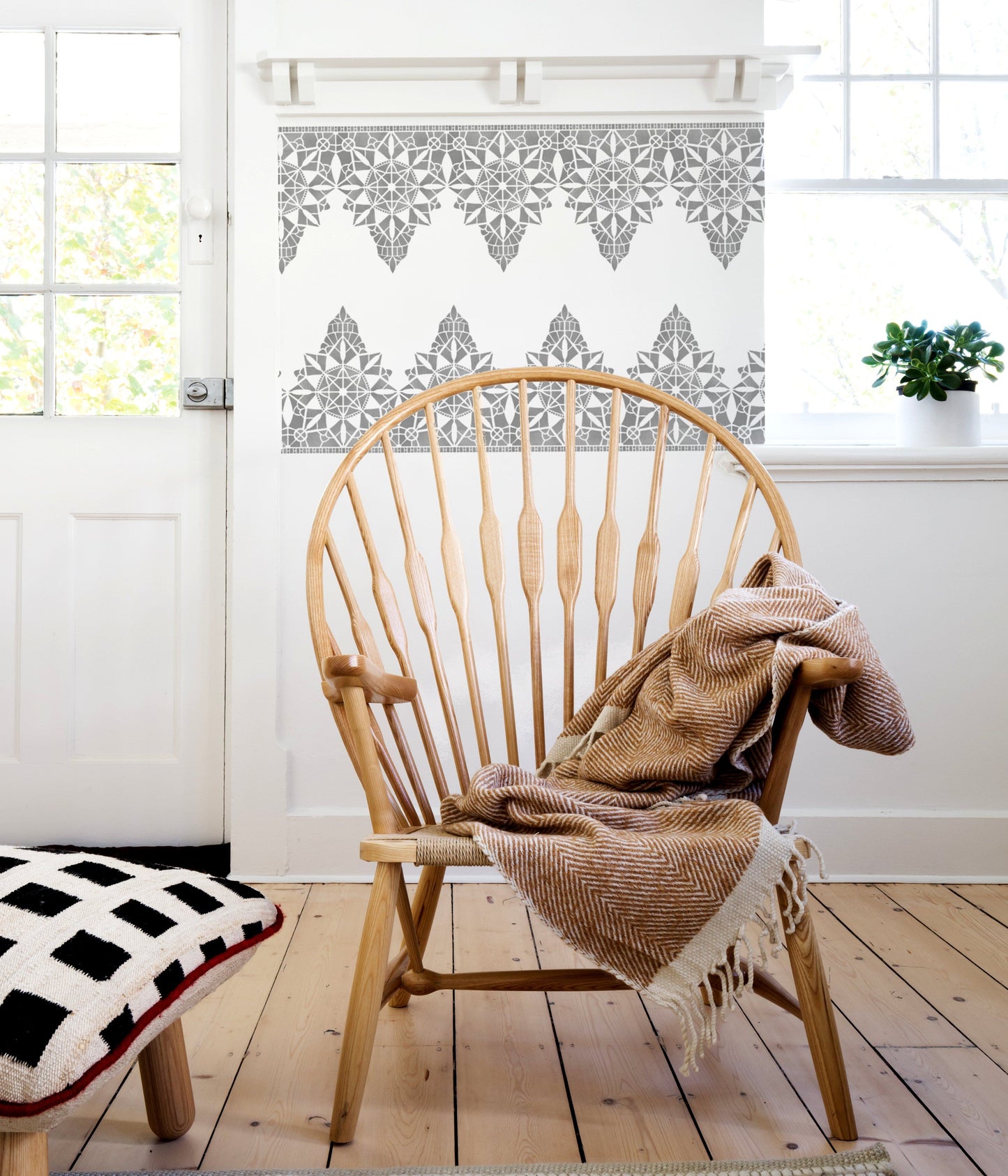 MACRAME Border Stencil - Dizzy Duck Designs