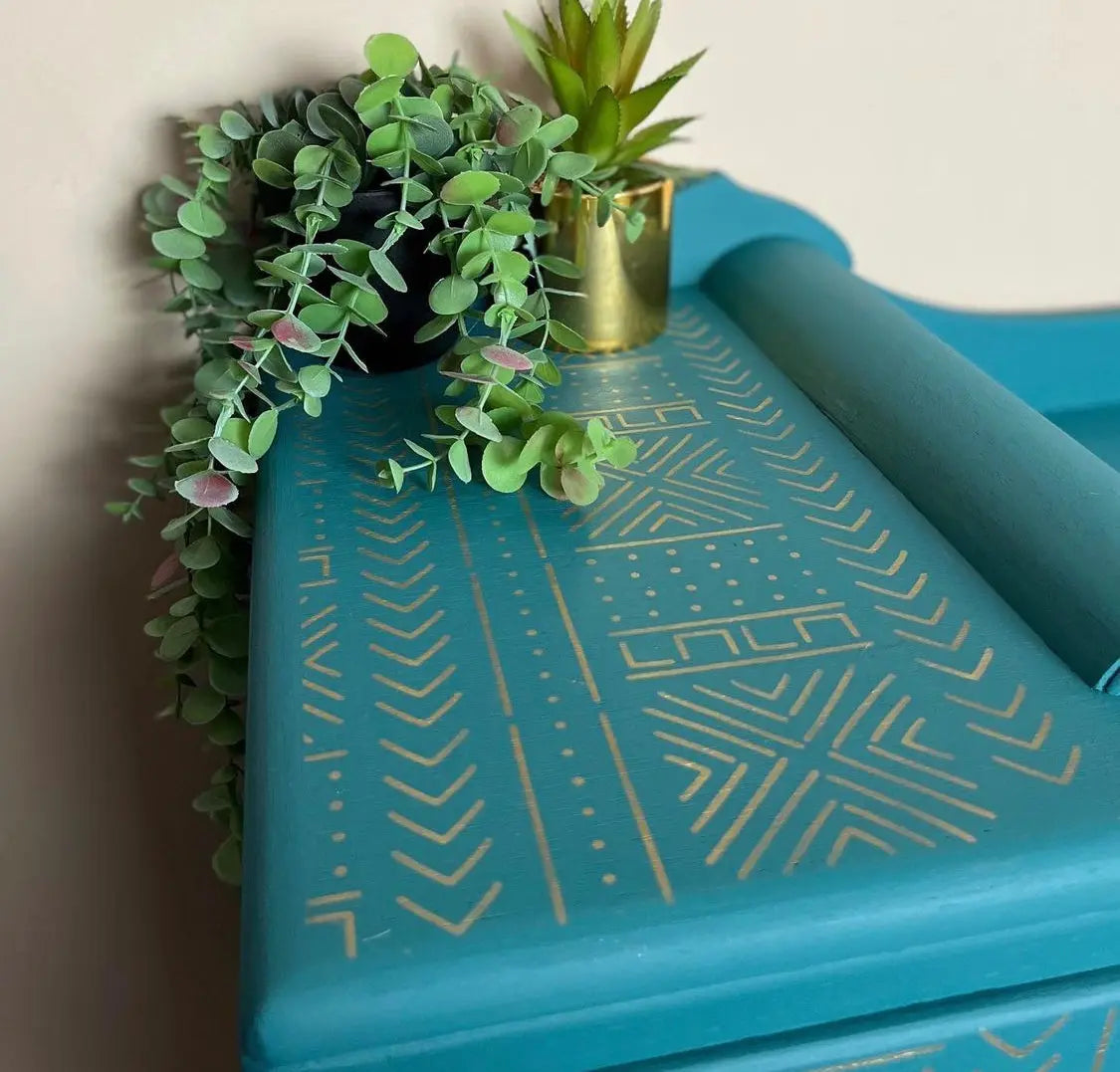 MAHINA Furniture Stencil - Dizzy Duck Designs