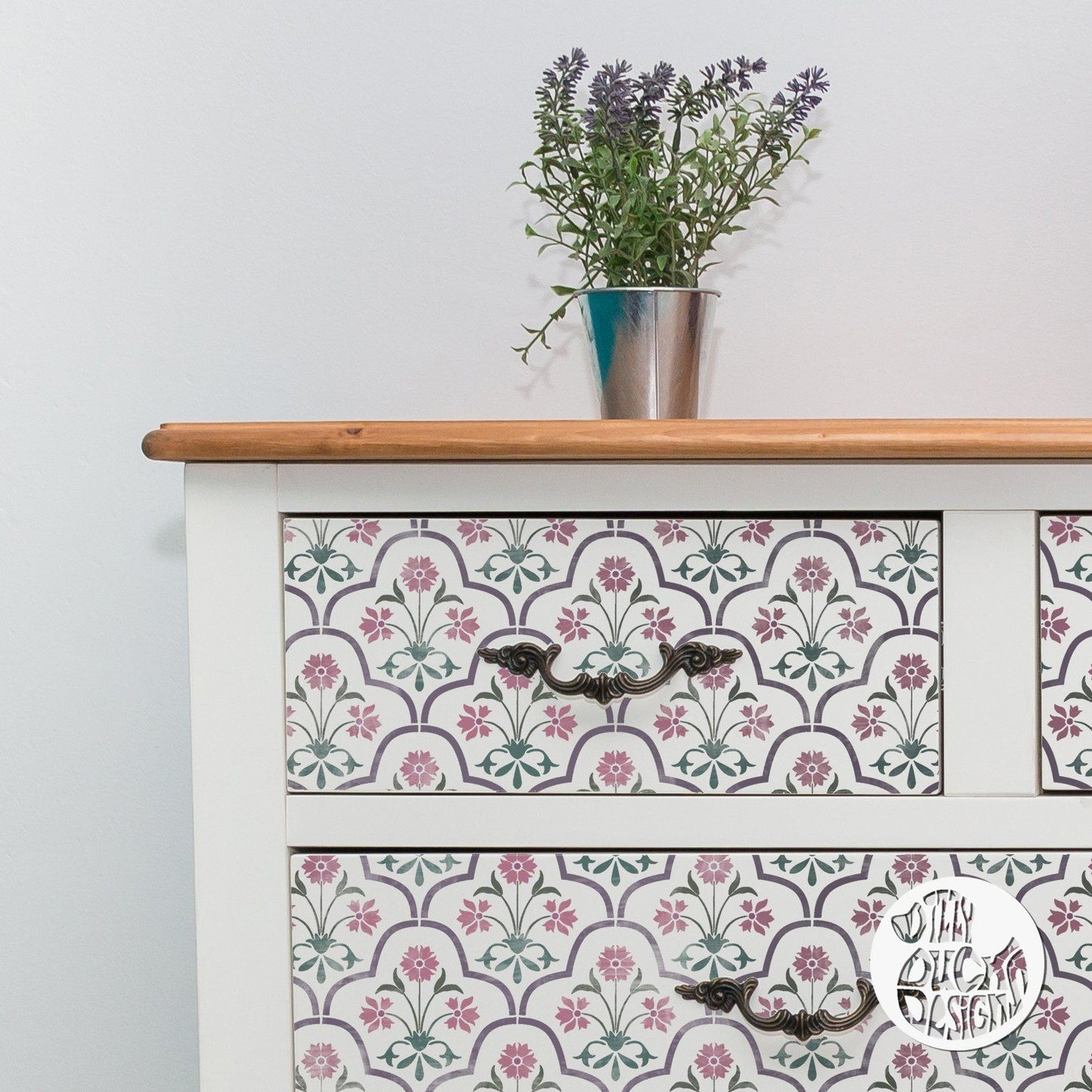 SHIRAZ Furniture Stencil - Dizzy Duck Designs