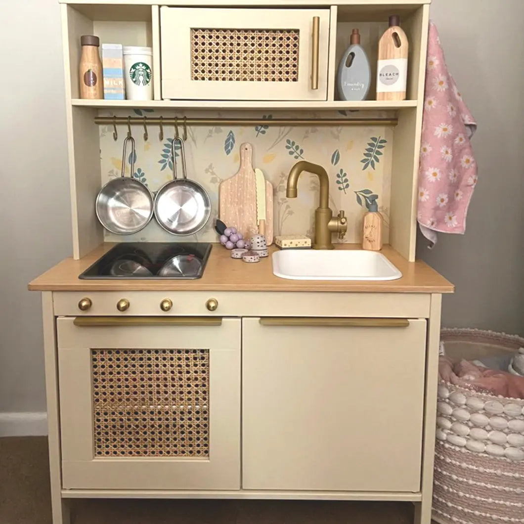 SKIEN Nursery Wall Stencil - Dizzy Duck Designs