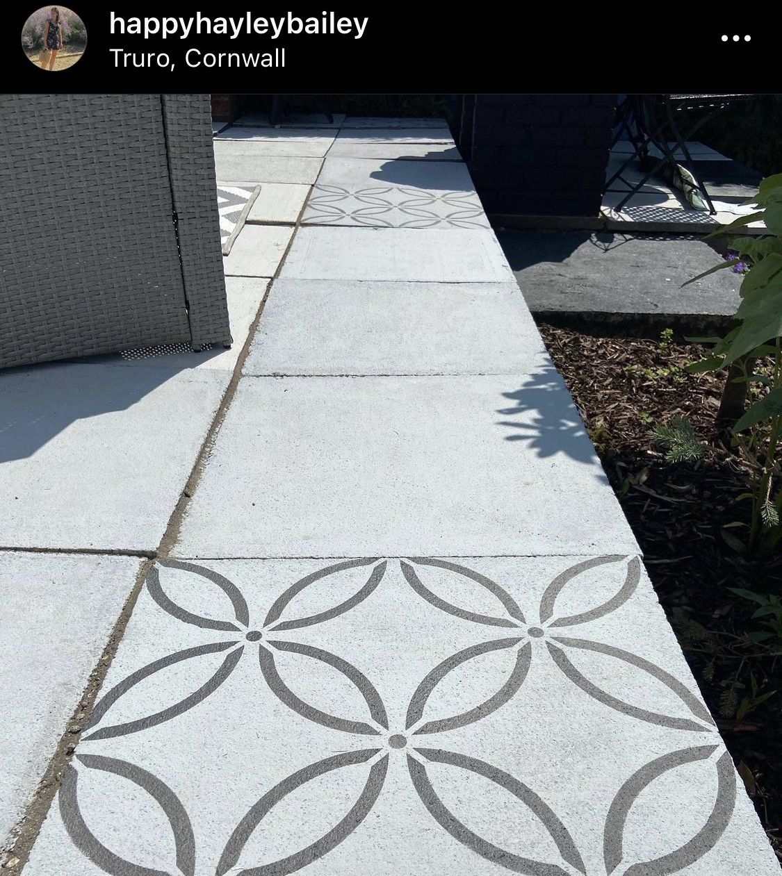Toyama Patio Stencil - Square Slabs - Dizzy Duck Designs