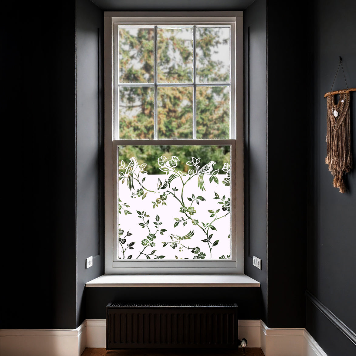 Chinoiserie White Window Privacy Border