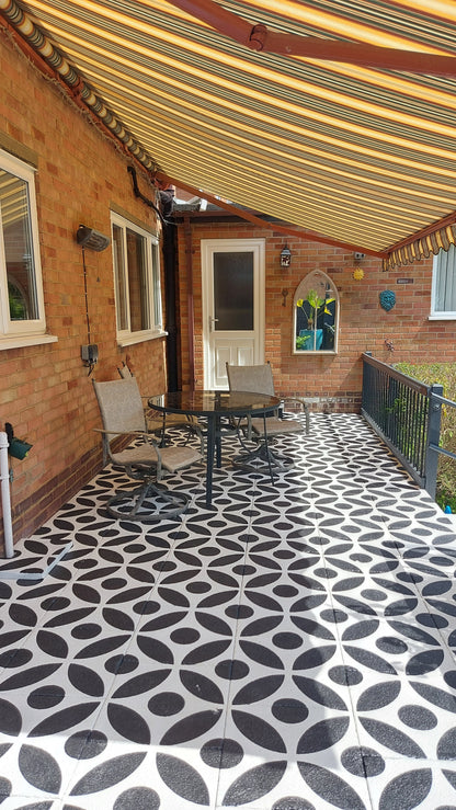 Tsunagi Spot Patio Stencil - Square Slabs