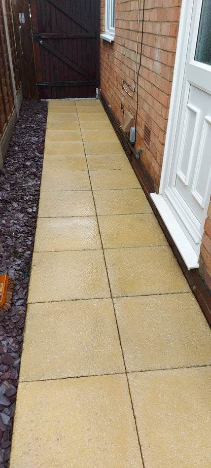 Tsunagi Spot Patio Stencil - Square Slabs
