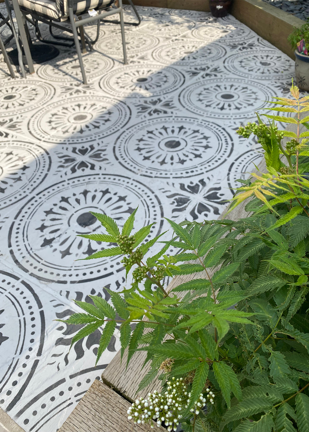 Patio Stencil for Affordable DIY Tile Effect 'Verona'