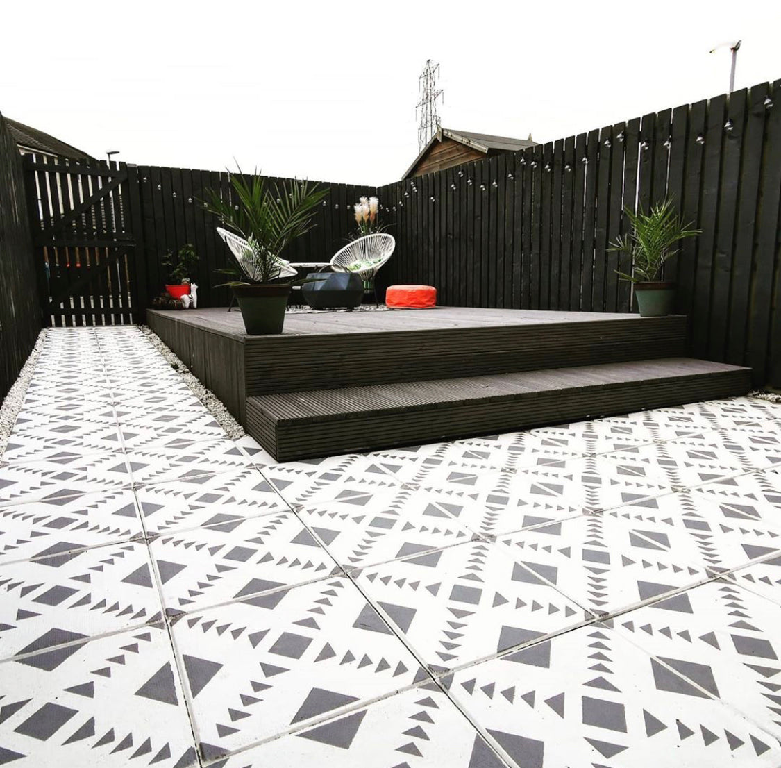 Toluca Patio Stencil - Square Slabs