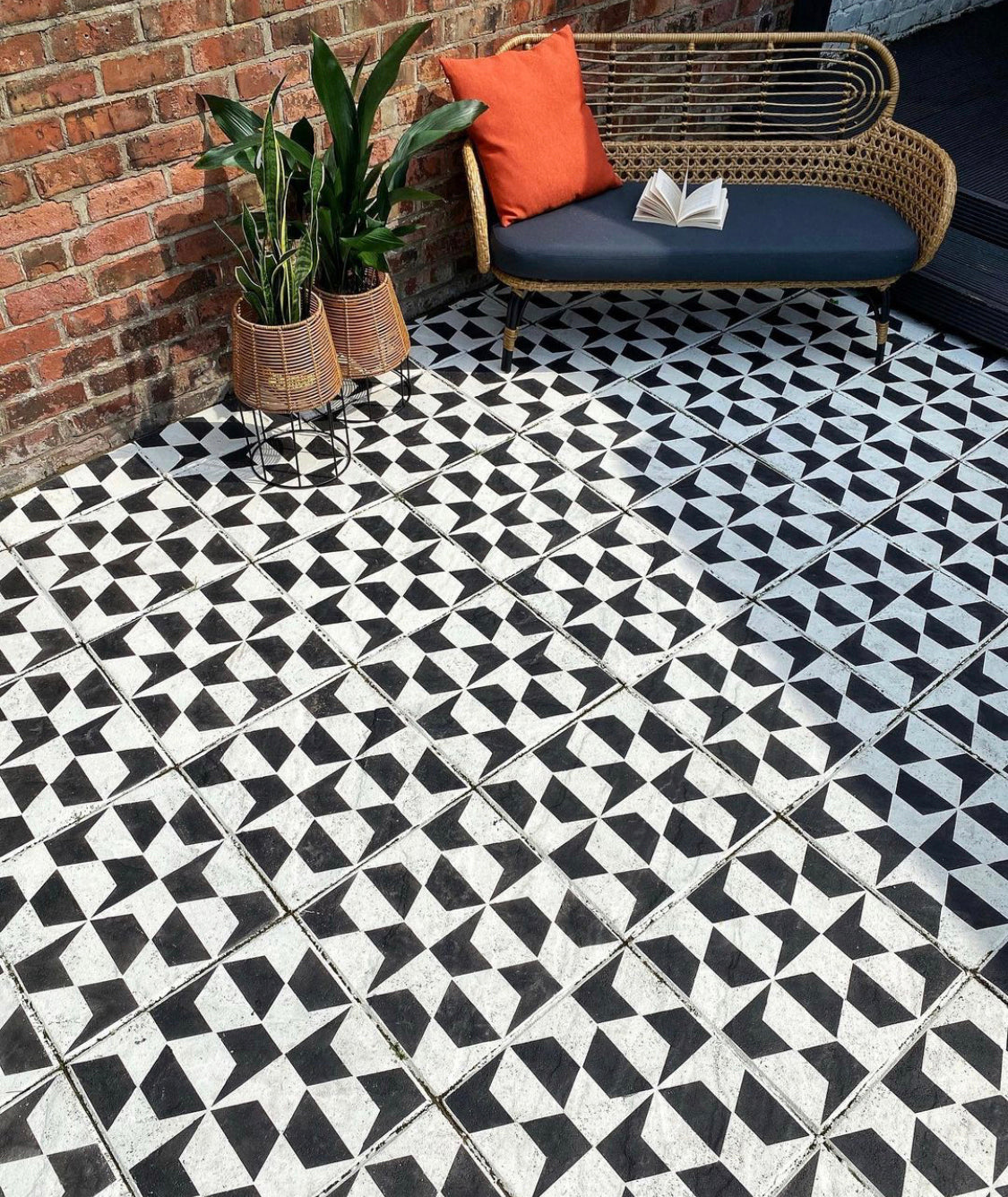 Geometric Outdoor Patio Stencil for Concrete & Slabs 'Safi'