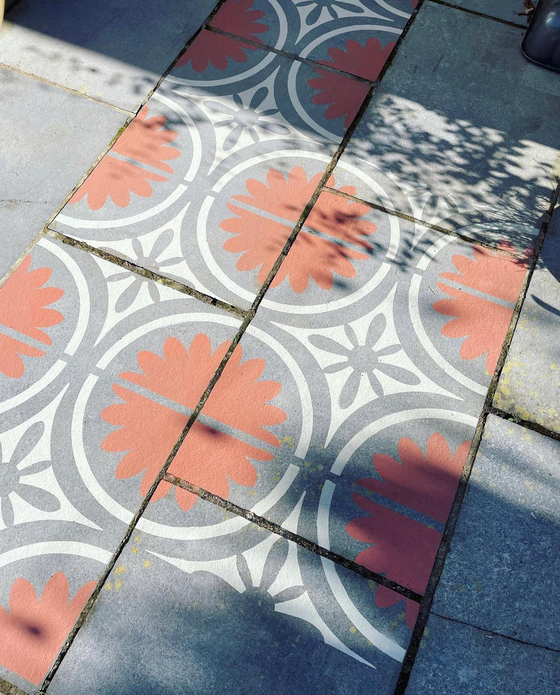 Reusable Patio Stencil for Outdoor Tile Designs 'Woodstock'