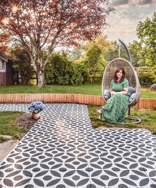 Tsunagi Spot Patio Stencil - Square Slabs