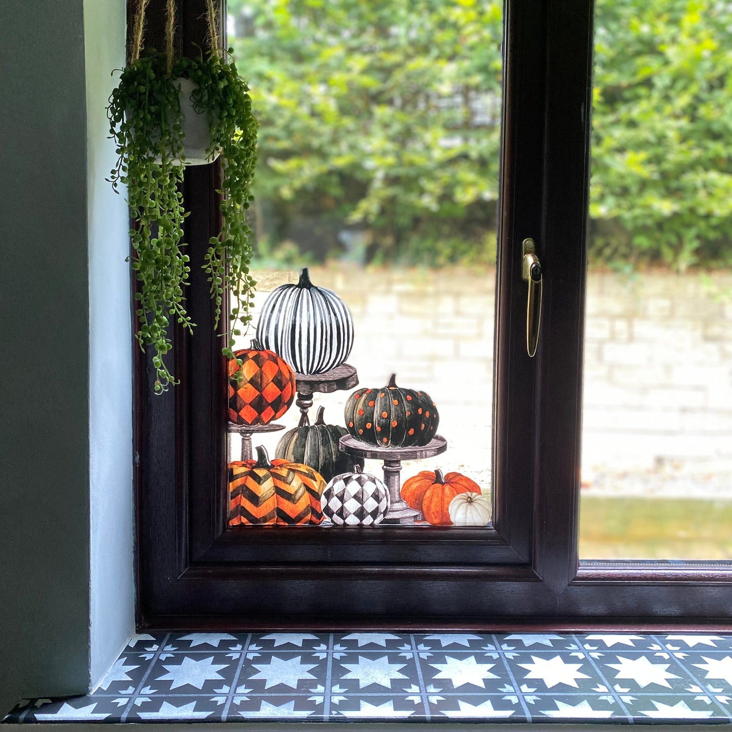 2pk Halloween Pumpkins on Pedestals Window Decal Corners