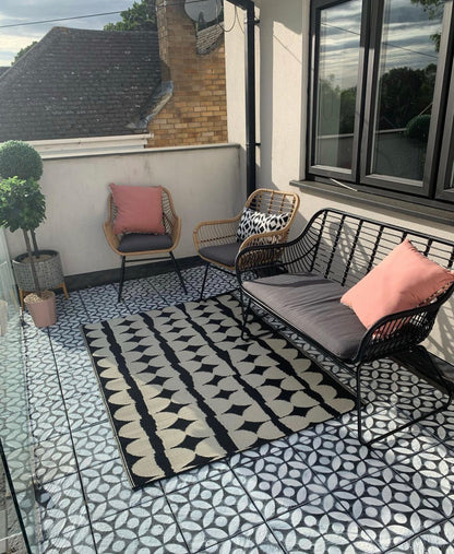 Tsunagi Spot Patio Stencil - Square Slabs