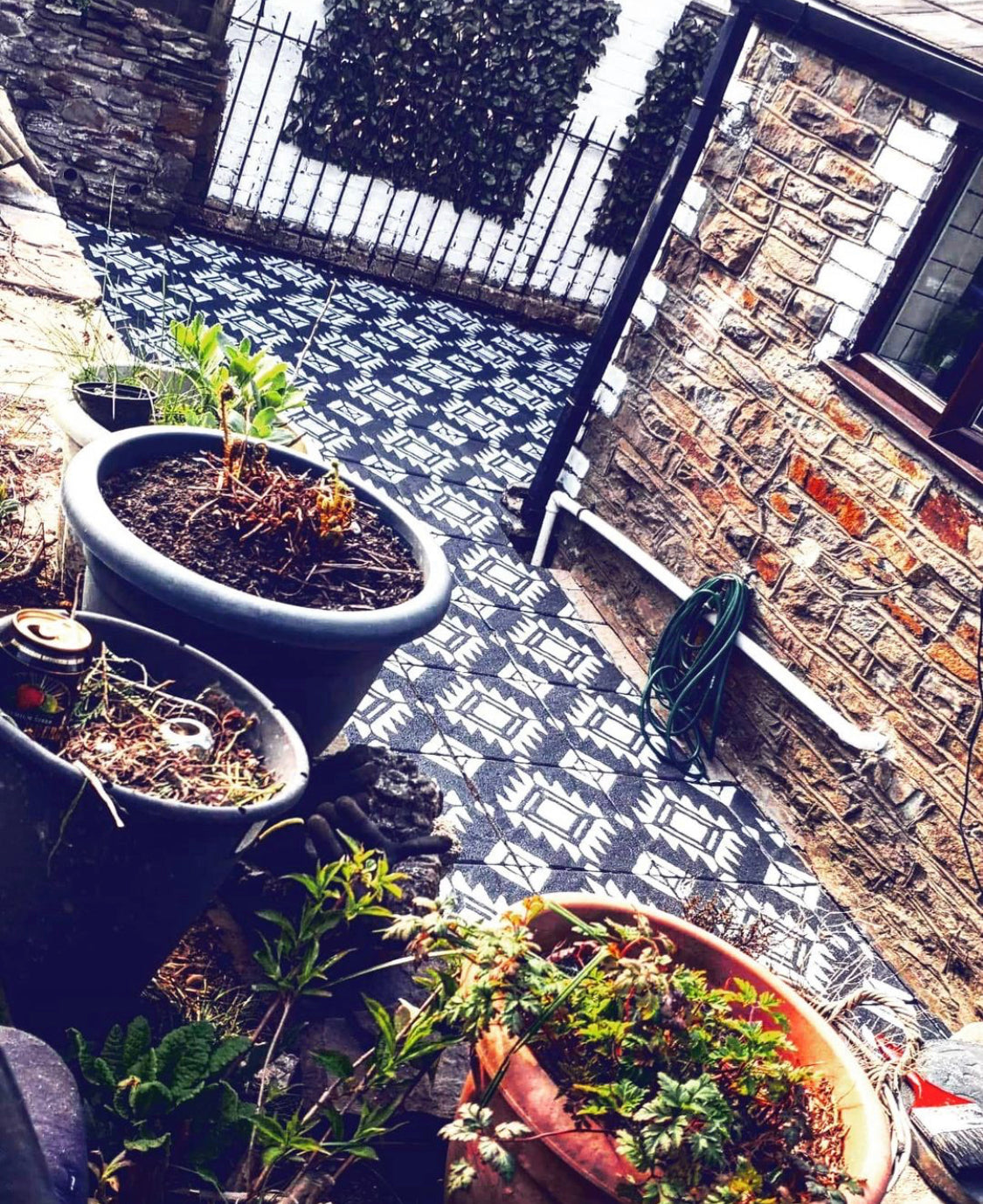 Patio Stencil for Simple DIY Patio Upgrades 'Pachuca'