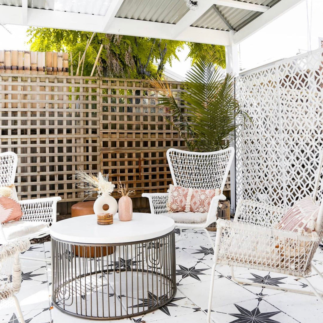 Patio Stencil for Easy DIY Concrete Makeovers 'Zarzis'