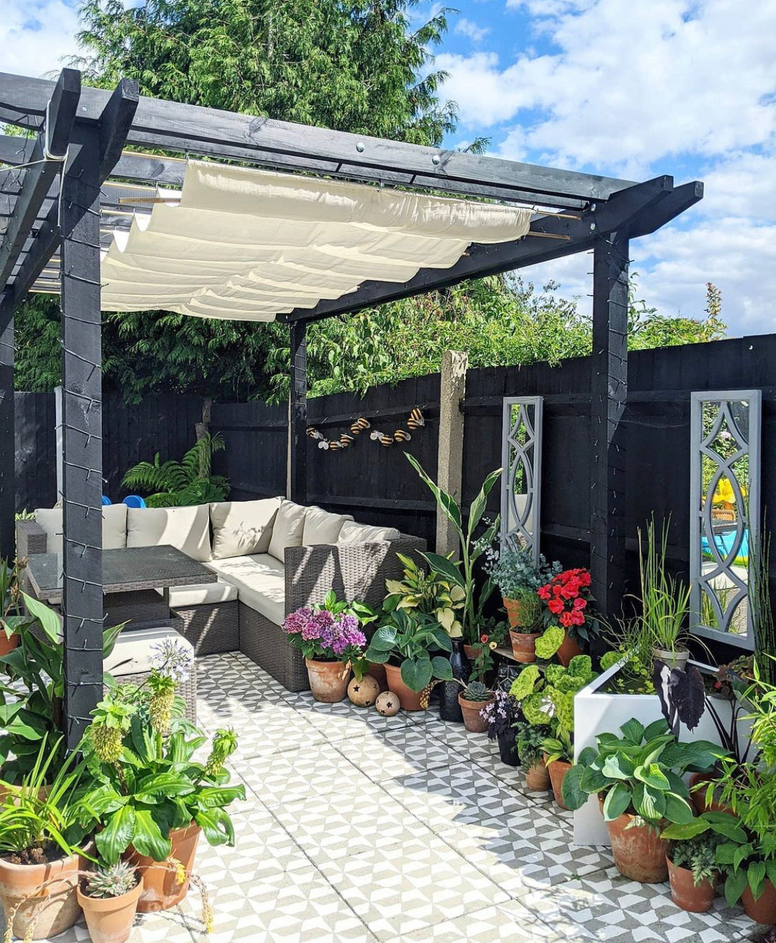 Geometric Outdoor Patio Stencil for Concrete & Slabs 'Safi'