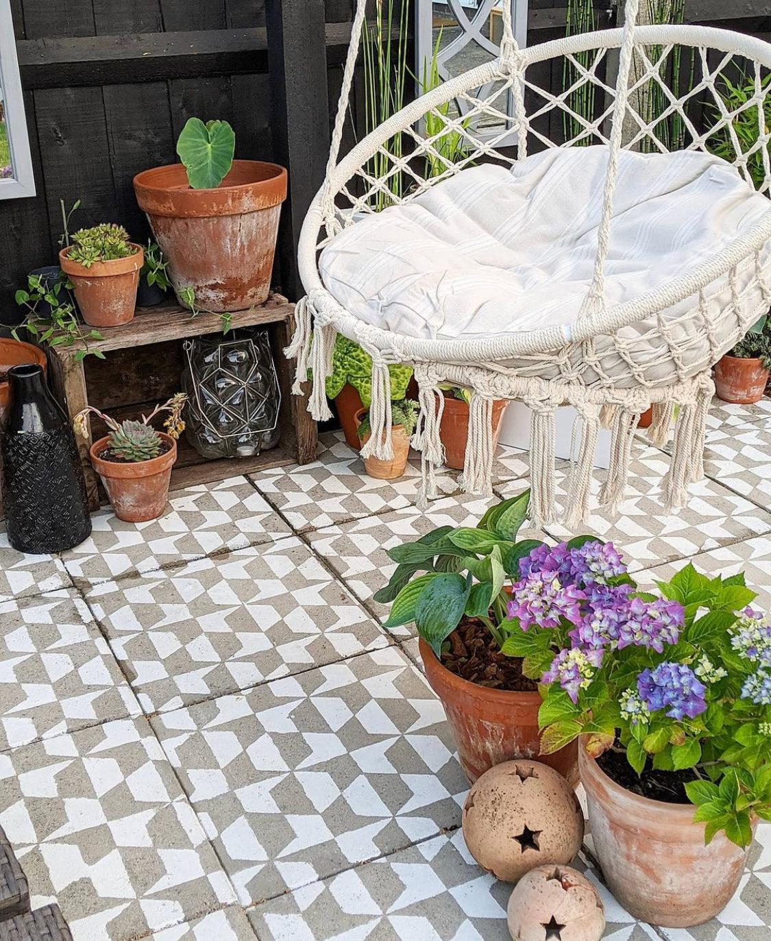 Geometric Outdoor Patio Stencil for Concrete & Slabs 'Safi'