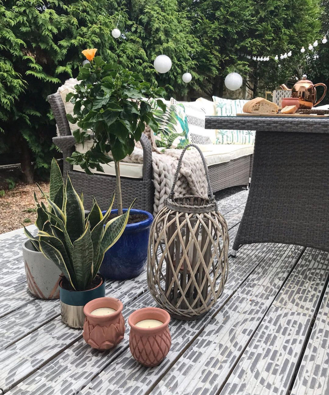Patio Stencil for DIY Outdoor Tile Effect 'Valencia'