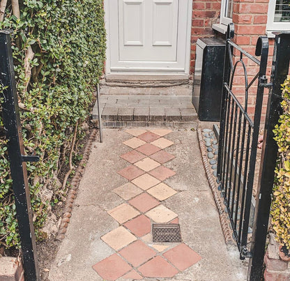 Patio Stencil for Simple DIY Patio Upgrades 'Pachuca'